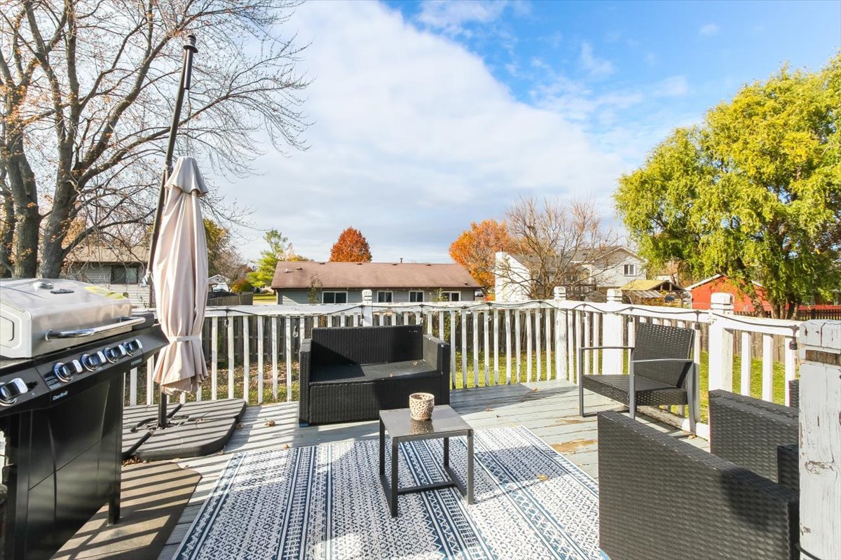 3870 Windjammer Lane, Hanover Park, IL 60133