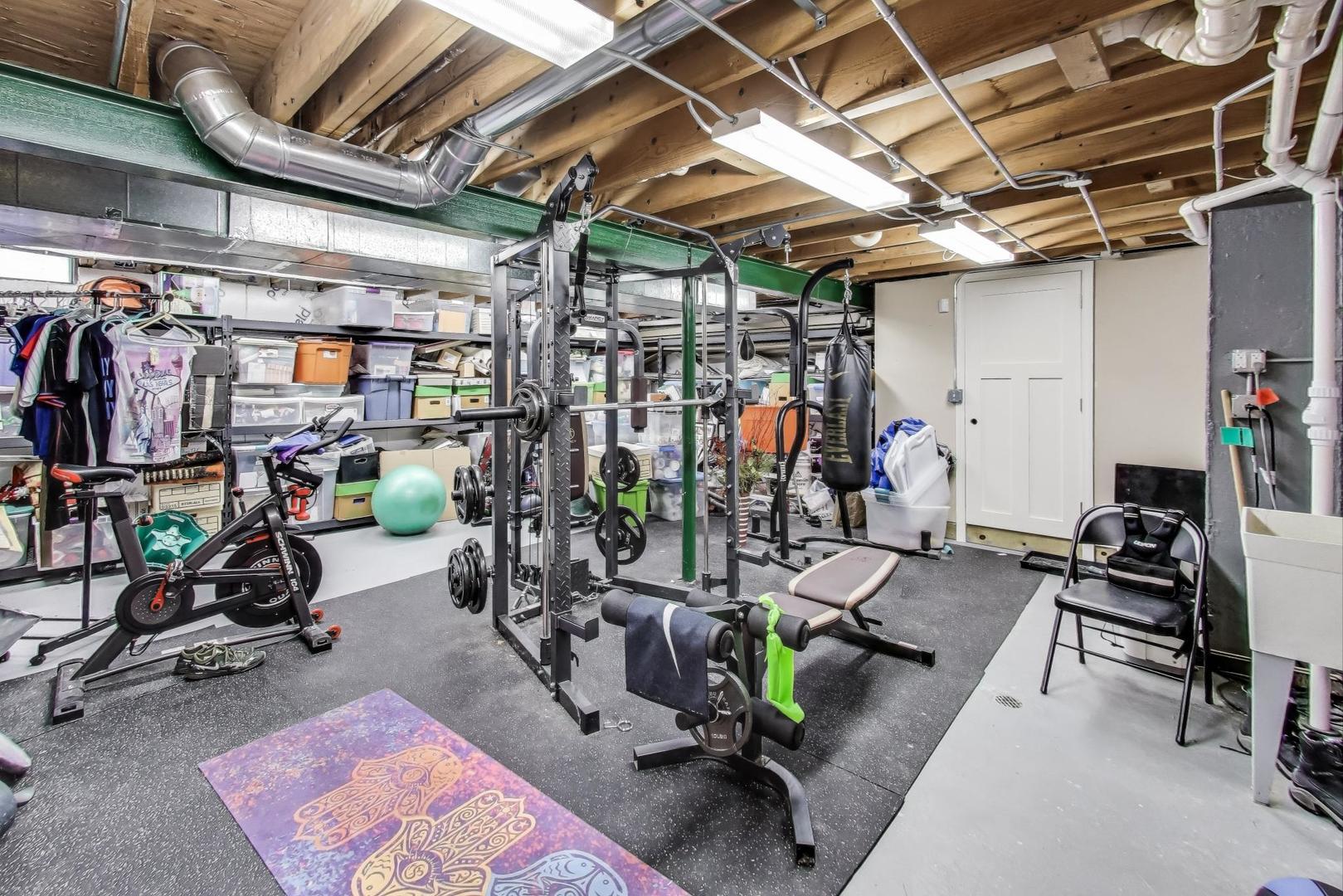 239 Nita Lane, Libertyville, IL 60048