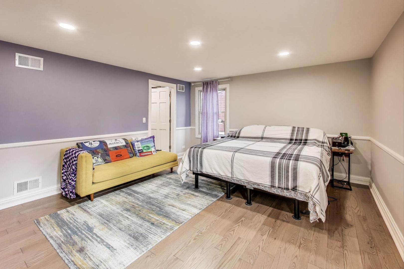 239 Nita Lane, Libertyville, IL 60048