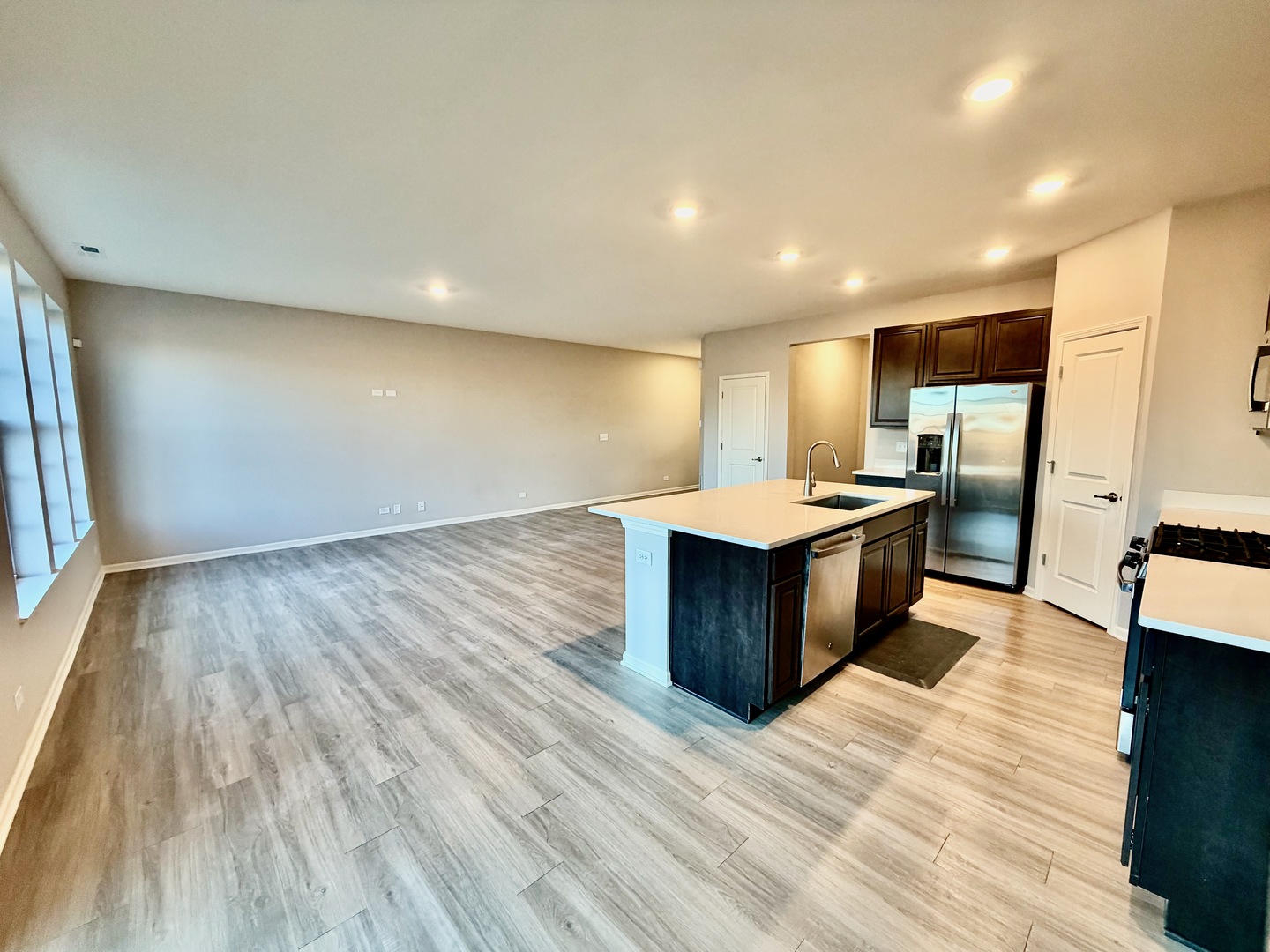 1327 Draper Road, McHenry, IL 60050