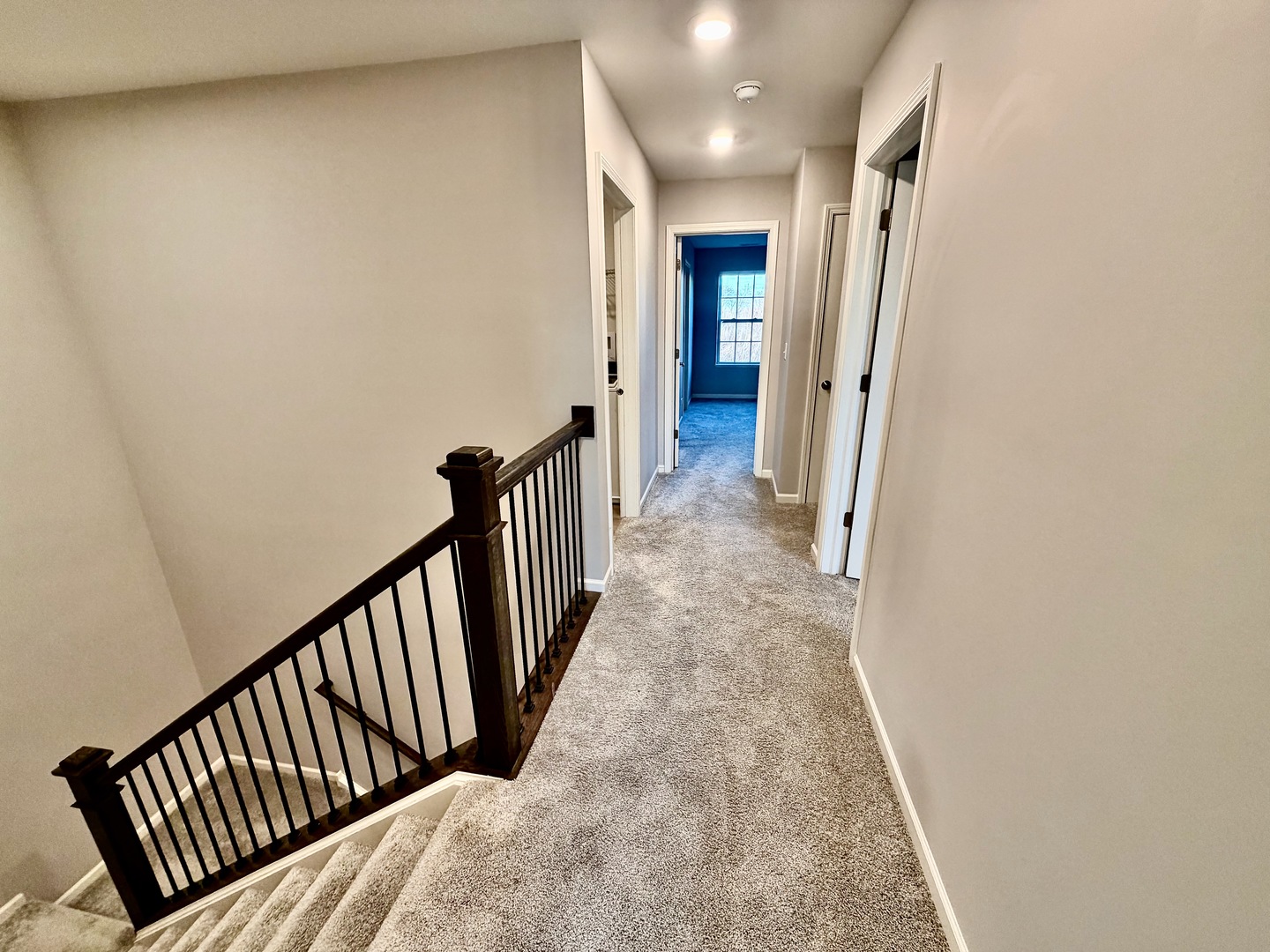 1327 Draper Road, McHenry, IL 60050