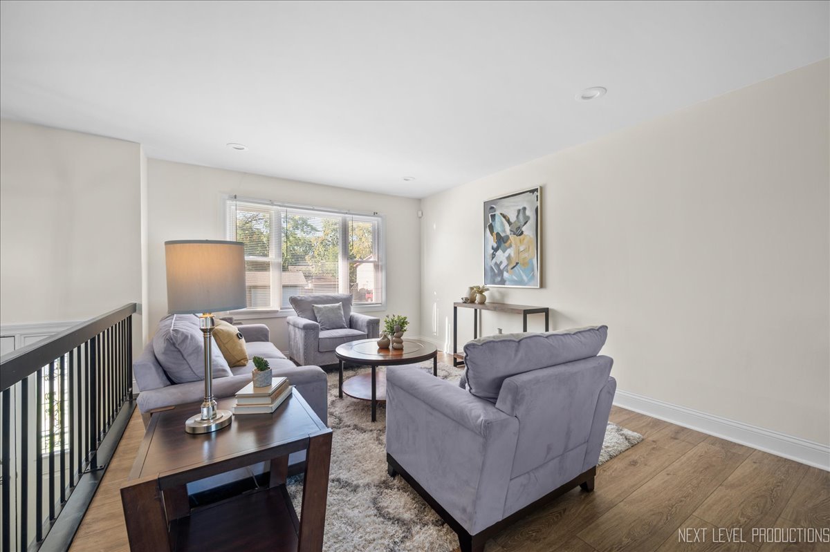 5628 Crestwood Road, Matteson, IL 60443