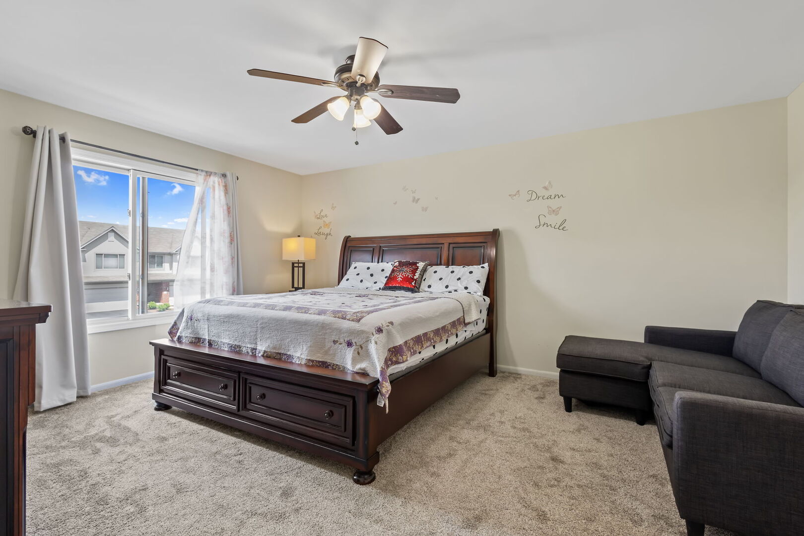 8261 Pecan Place, Frankfort, IL 60423