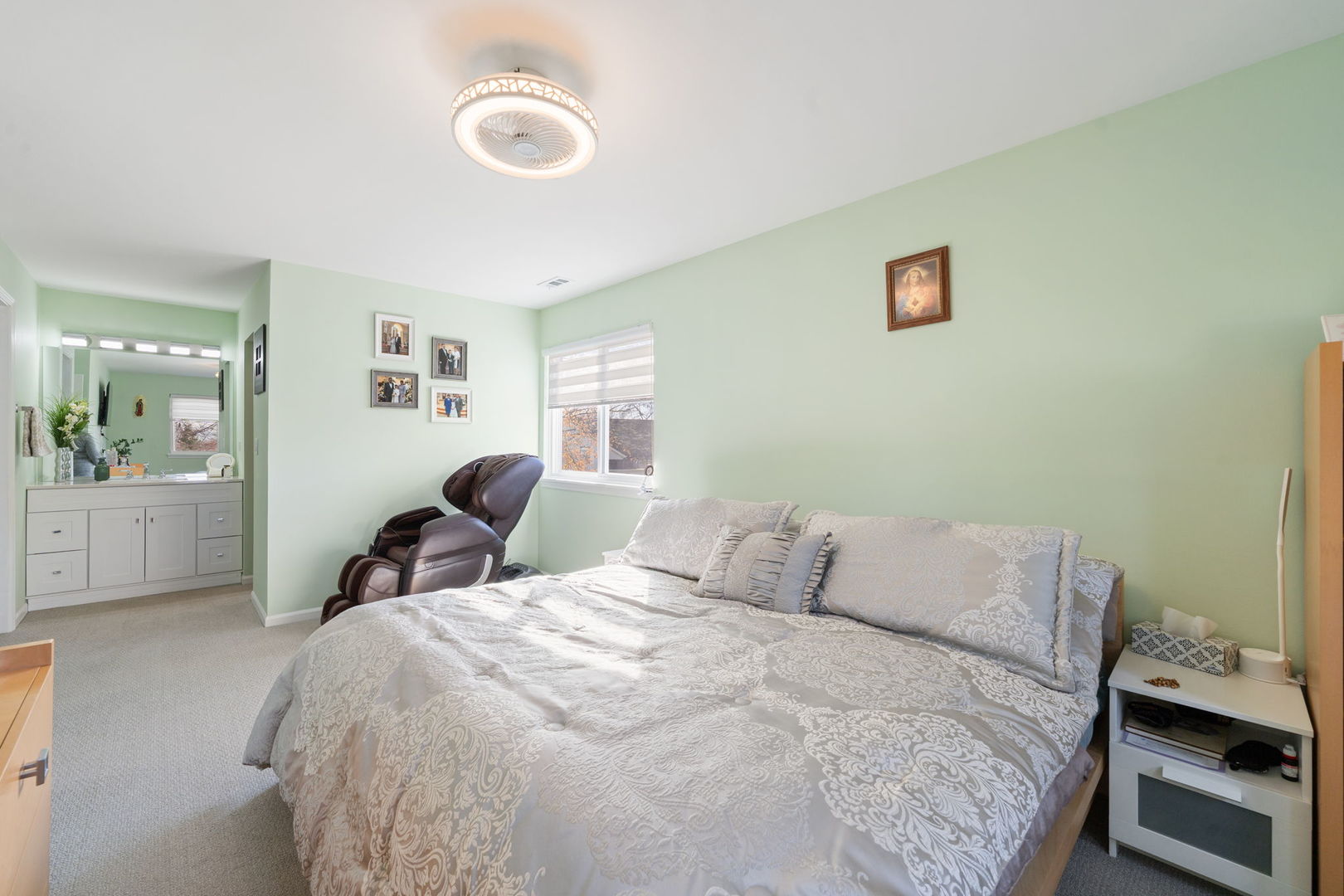 748 Sterling Court #A2, Bartlett, IL 60103