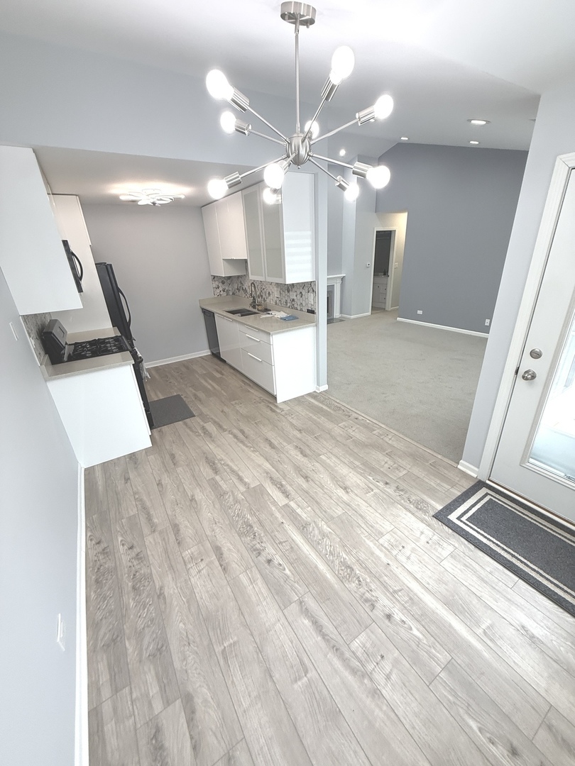 748 Sterling Court #A2, Bartlett, IL 60103