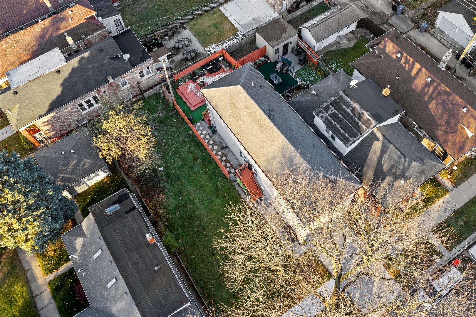 352 E 77th Street, Chicago, IL 60619