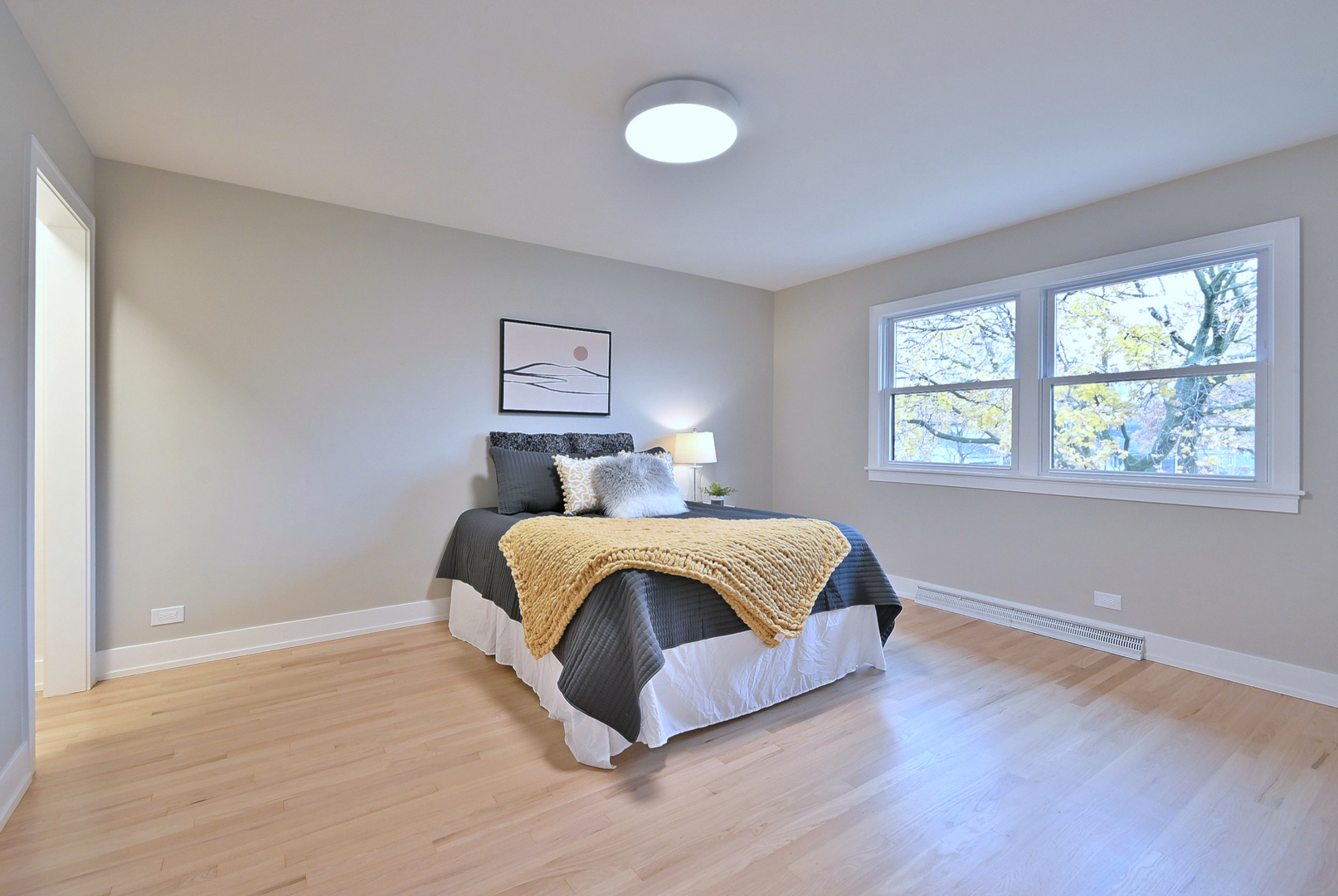 705 S Edgewood Avenue, Elmhurst, IL 60126