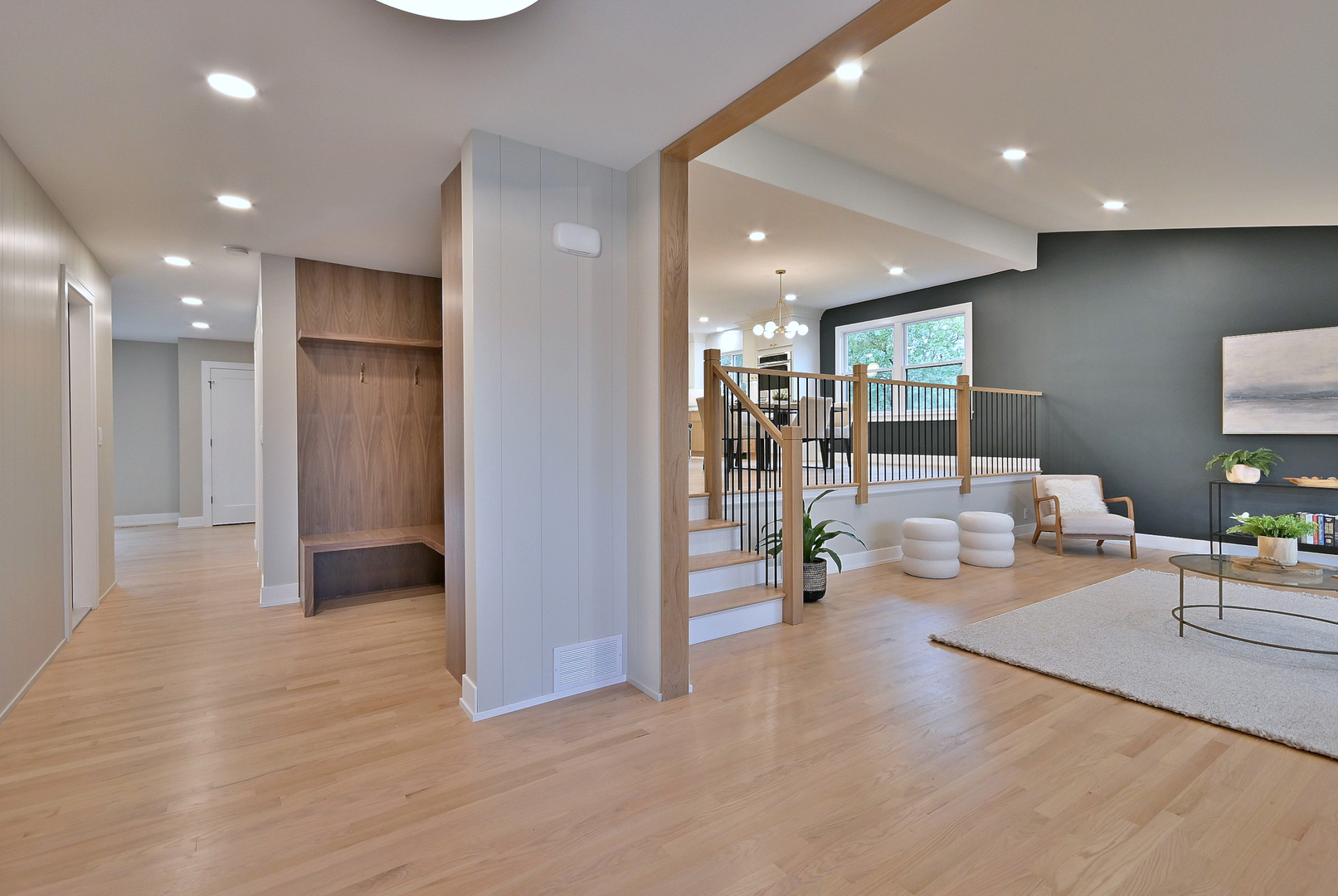 705 S Edgewood Avenue, Elmhurst, IL 60126