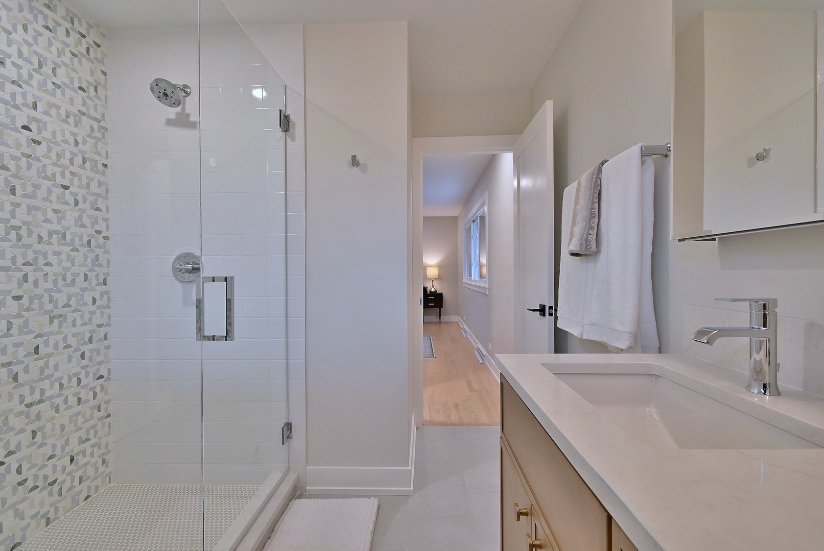 705 S Edgewood Avenue, Elmhurst, IL 60126