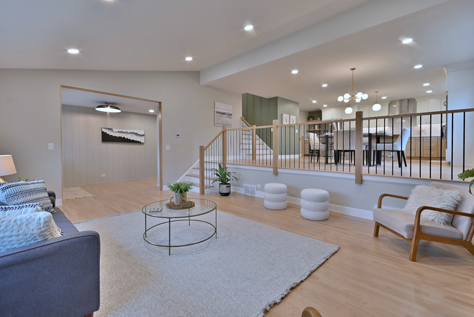 705 S Edgewood Avenue, Elmhurst, IL 60126