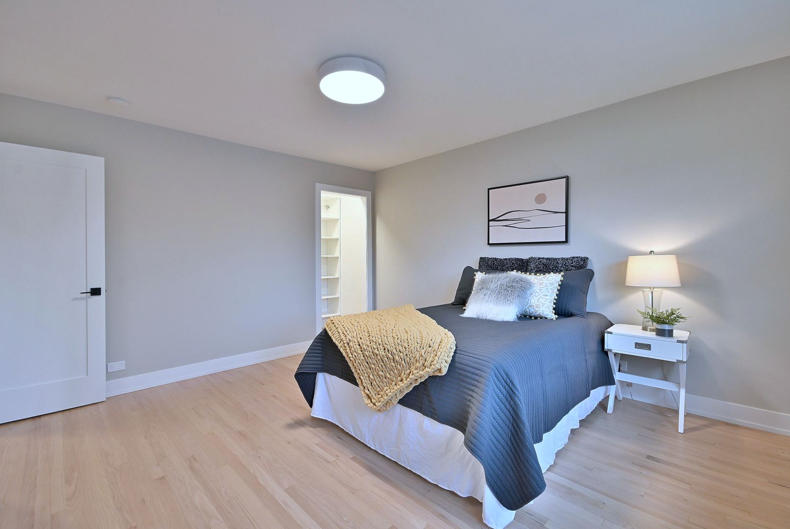 705 S Edgewood Avenue, Elmhurst, IL 60126