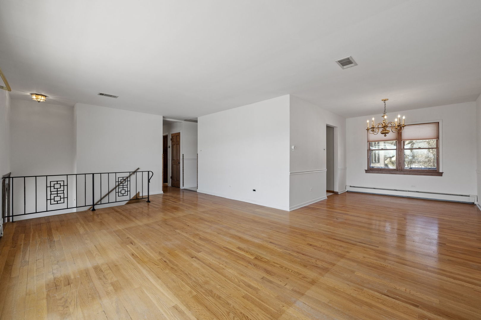 15340 Maple Drive, Oak Forest, IL 60452