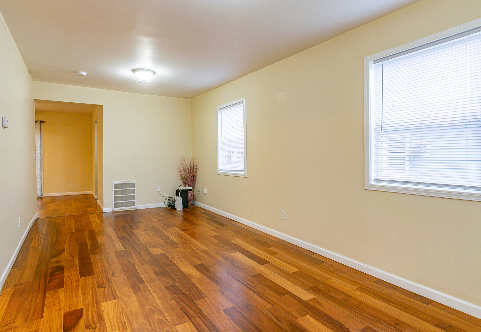 2730 9th Street, Rockford, IL 61109