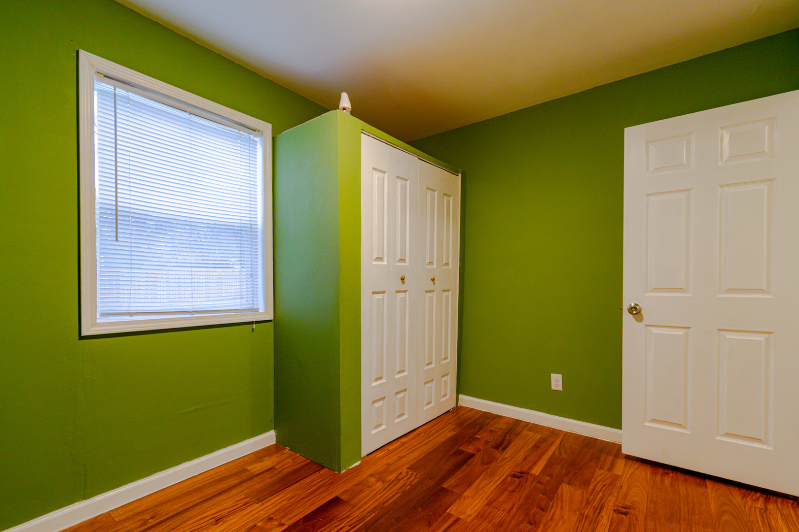 2730 9th Street, Rockford, IL 61109