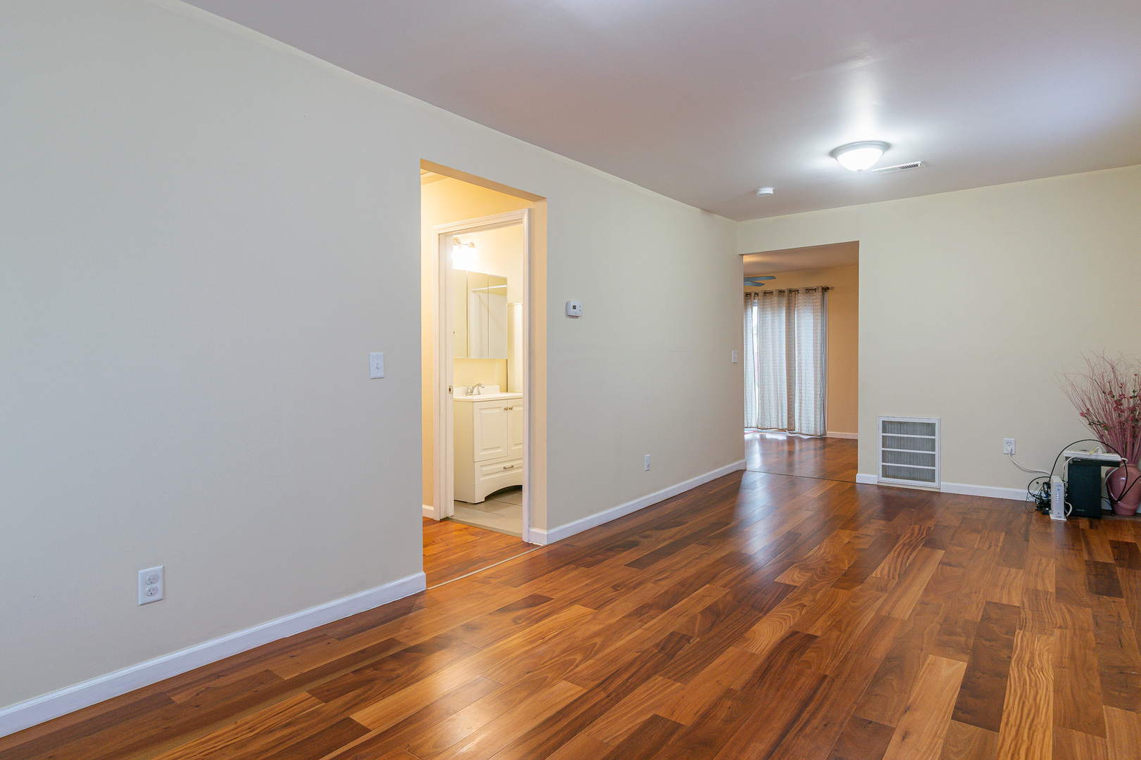 2730 9th Street, Rockford, IL 61109