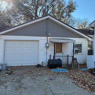 423 E 7th Street, Mount Carmel, IL 62863