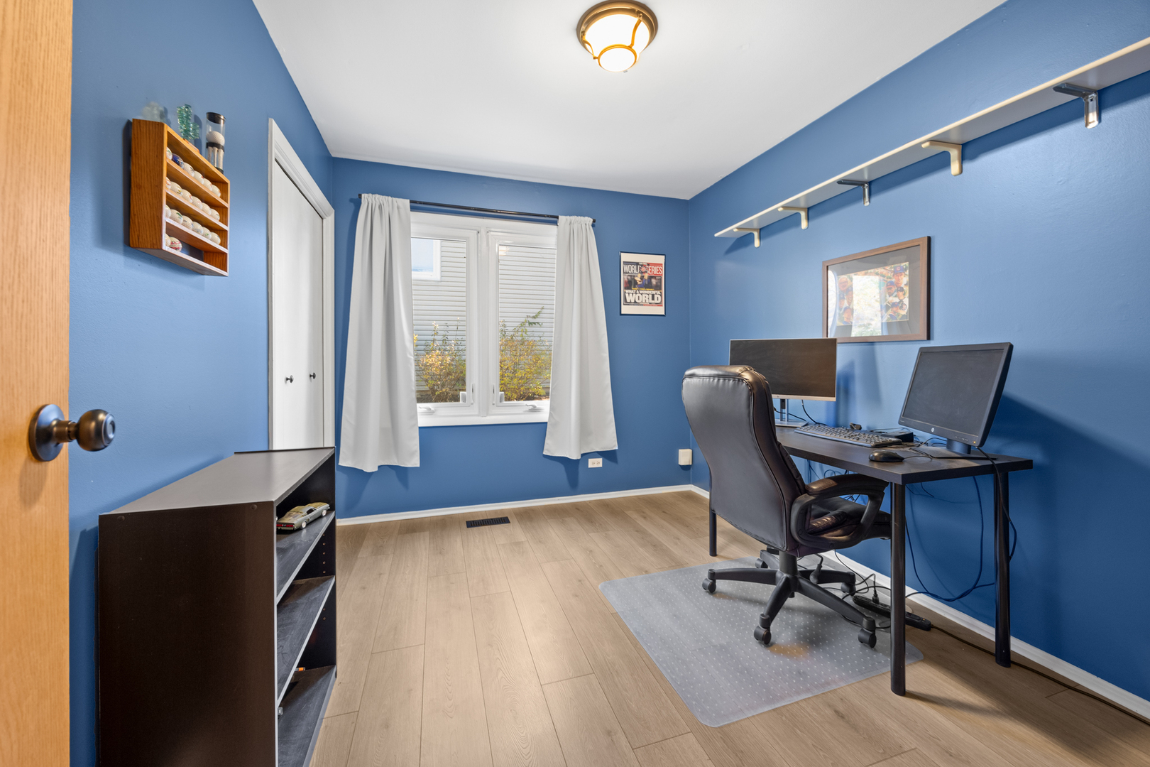 1320 Hassell Road, Hoffman Estates, IL 60169