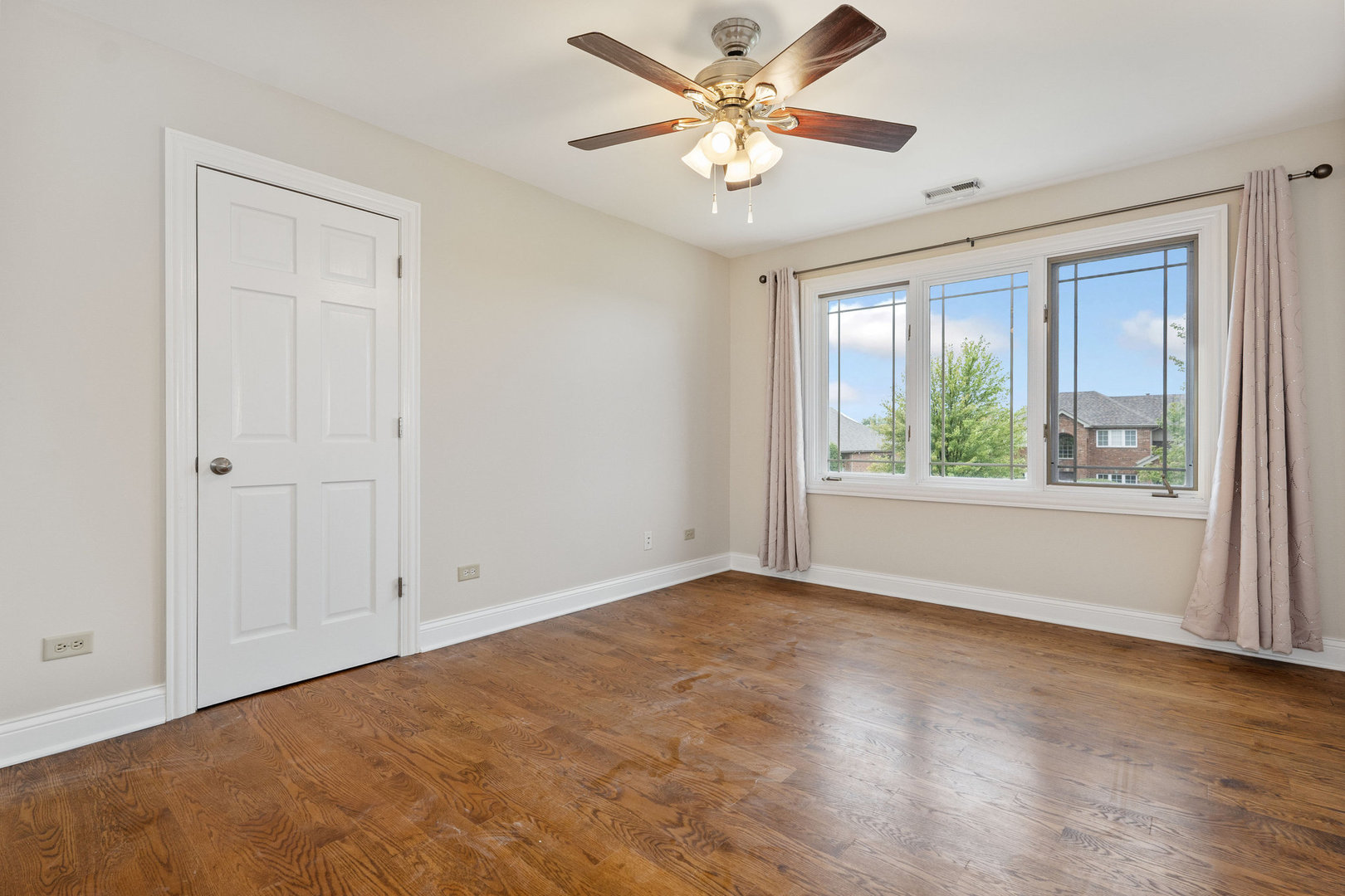 1670 London Road, New Lenox, IL 60451