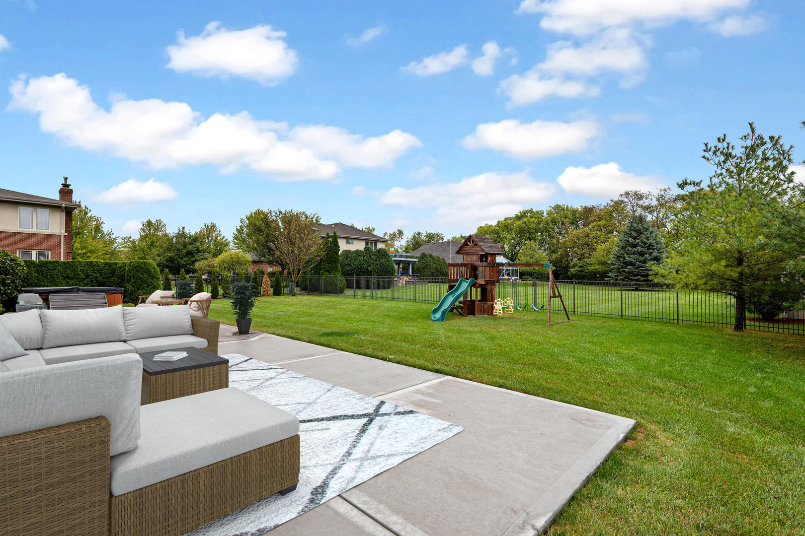 1670 London Road, New Lenox, IL 60451