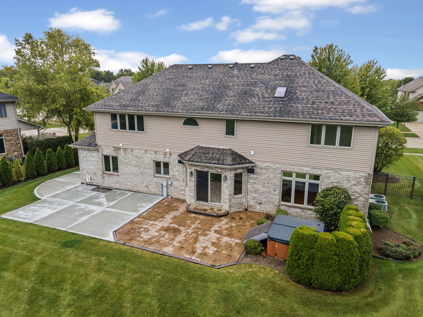 1670 London Road, New Lenox, IL 60451