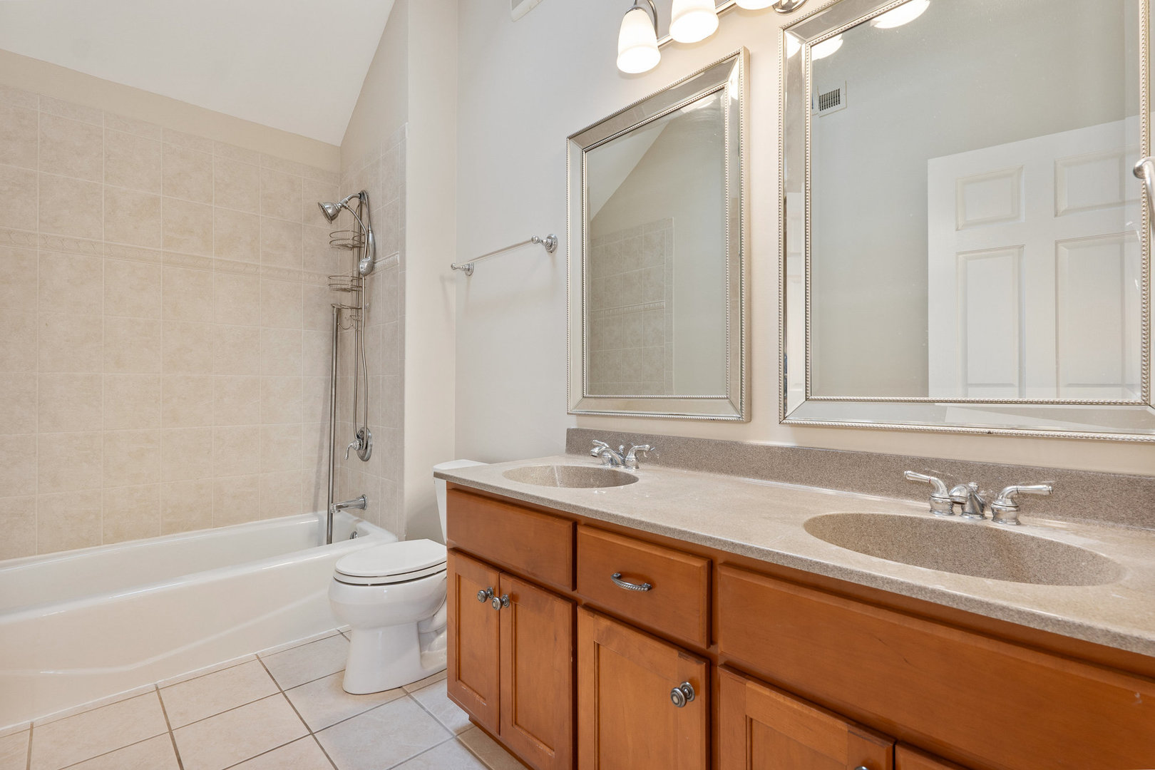 1670 London Road, New Lenox, IL 60451