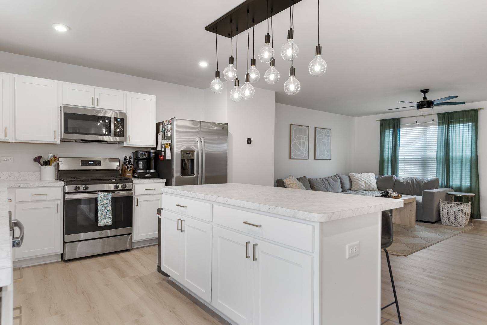 2708 Hideaway Court, Plainfield, IL 60586