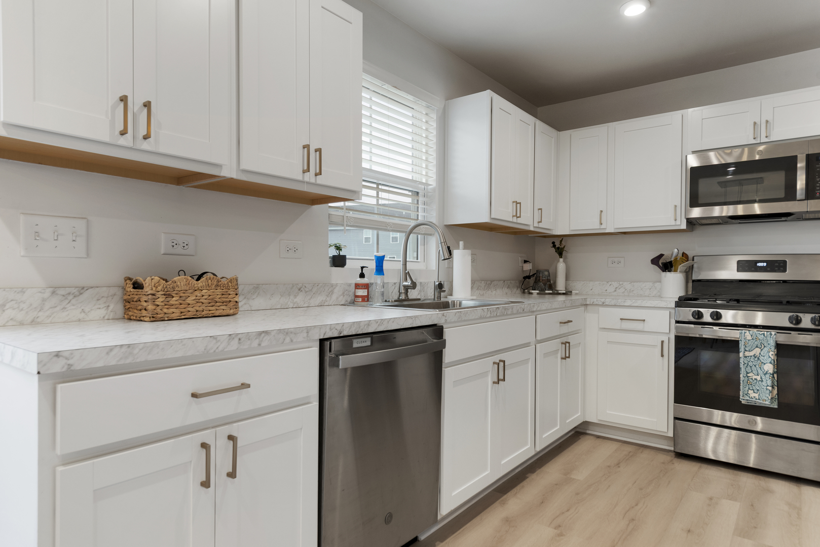 2708 Hideaway Court, Plainfield, IL 60586