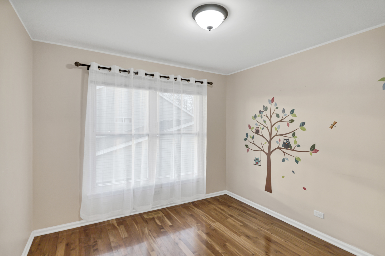 944 Cortney Drive, Carpentersville, IL 60110