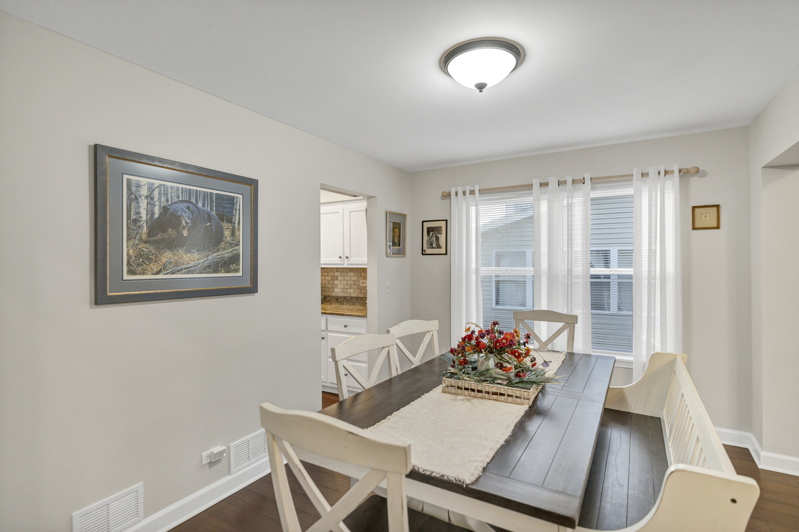 944 Cortney Drive, Carpentersville, IL 60110