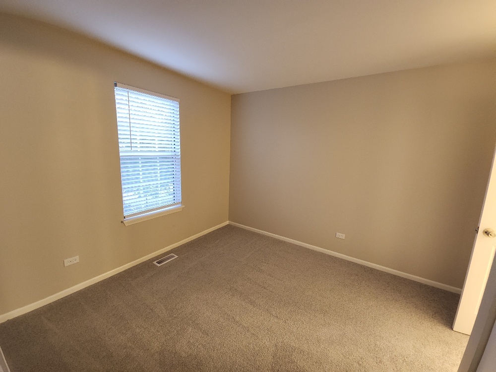 7 Marion Lane, Streamwood, IL 60107