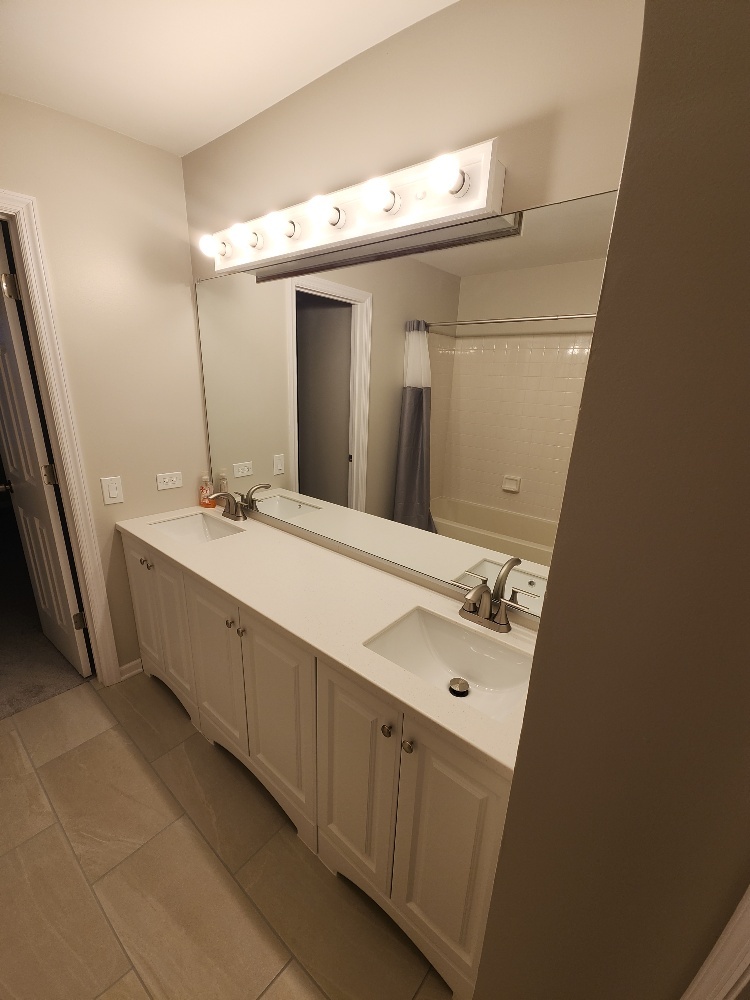 7 Marion Lane, Streamwood, IL 60107