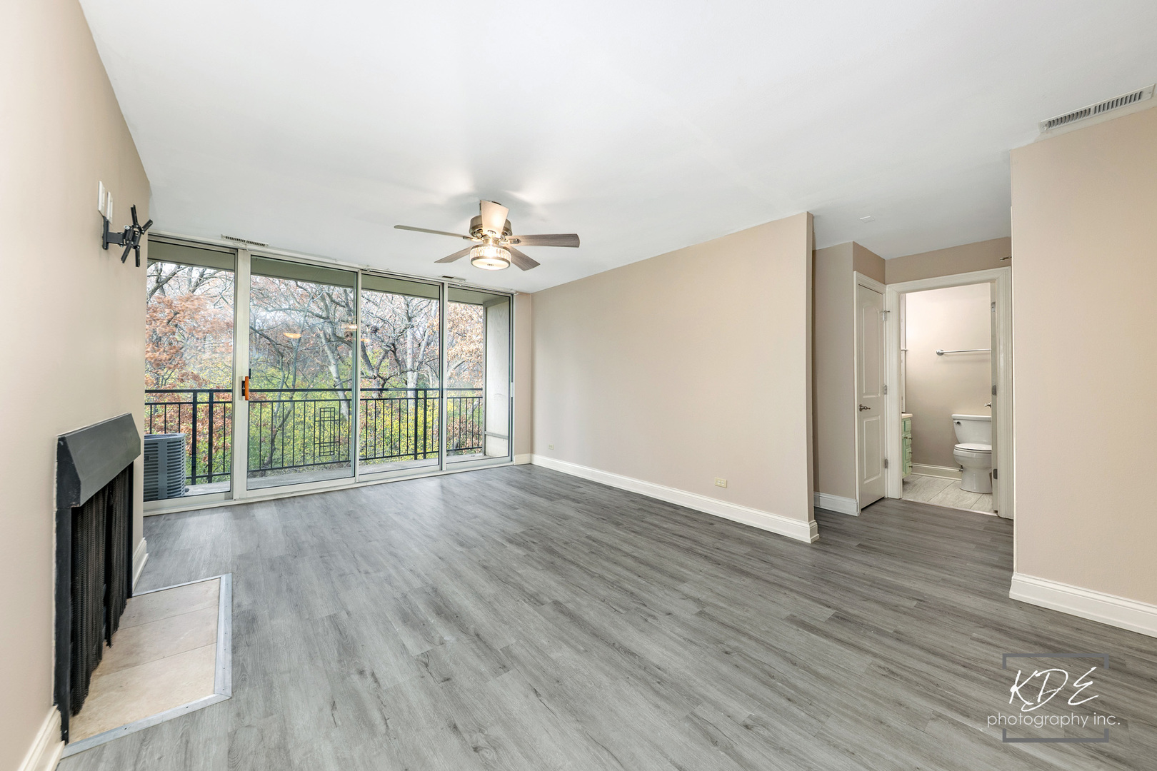 5830 Oakwood Drive #4F, Lisle, IL 60532