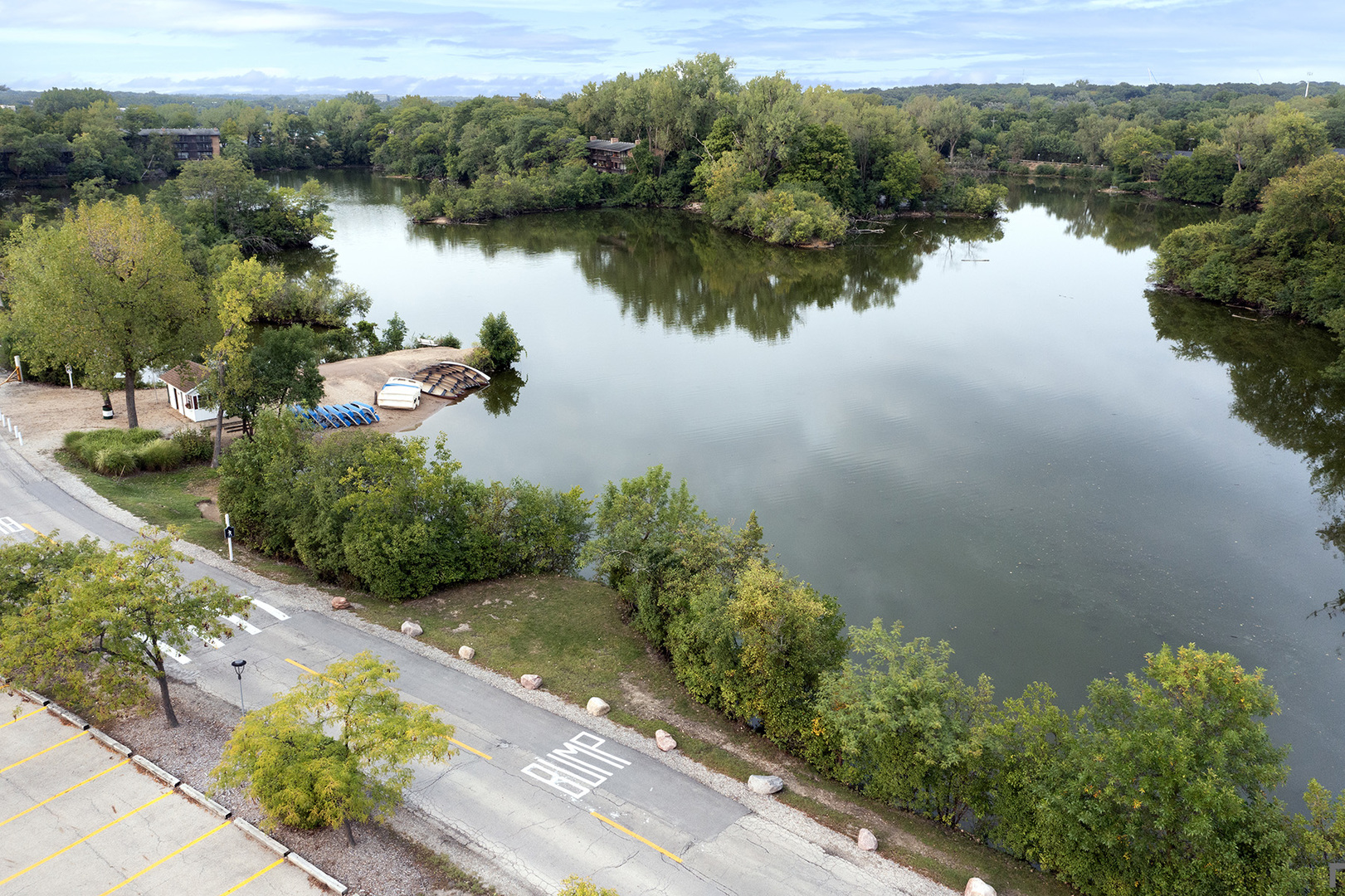 5830 Oakwood Drive #4F, Lisle, IL 60532