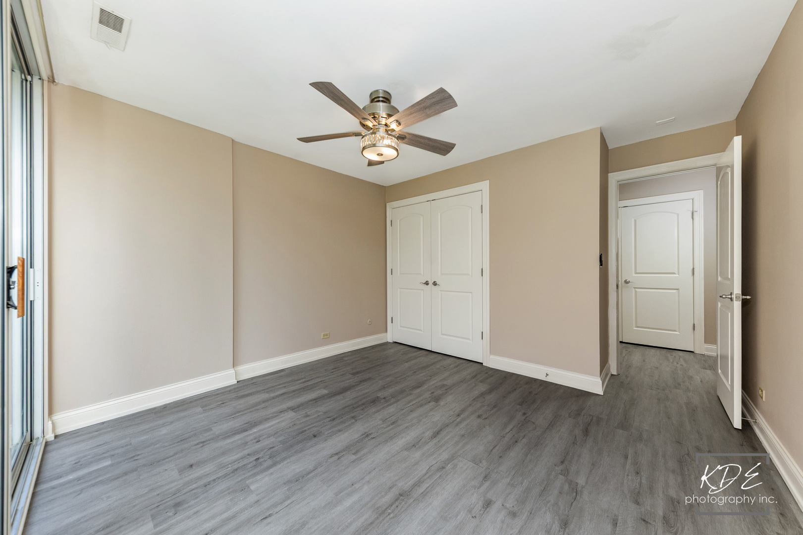 5830 Oakwood Drive #4F, Lisle, IL 60532