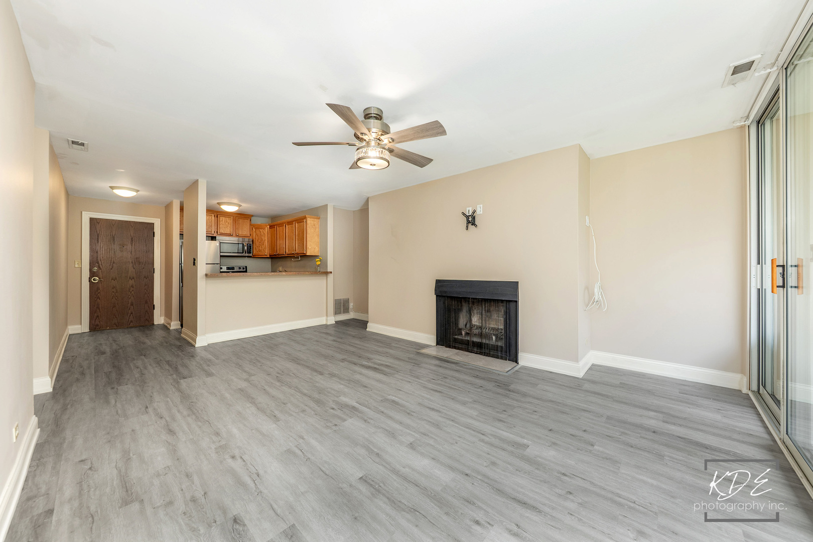 5830 Oakwood Drive #4F, Lisle, IL 60532