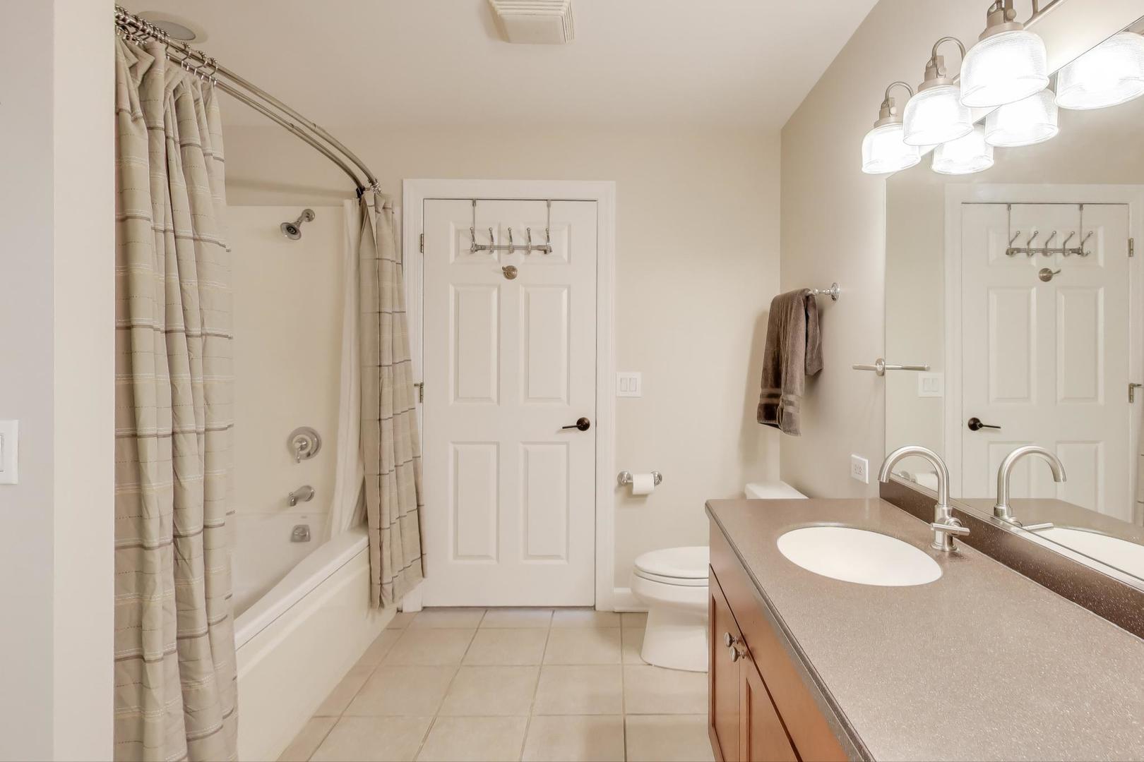 44 N VAIL Avenue #513, Arlington Heights, IL 60005
