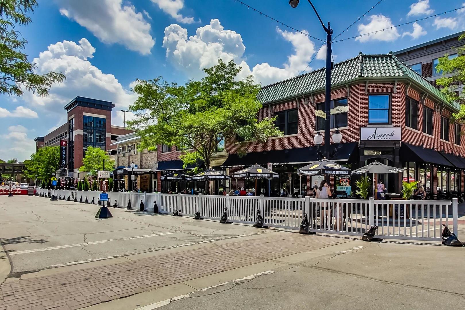 44 N VAIL Avenue #513, Arlington Heights, IL 60005