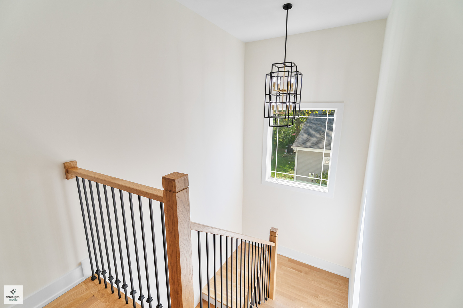 705 Glendale Road, Glenview, IL 60025