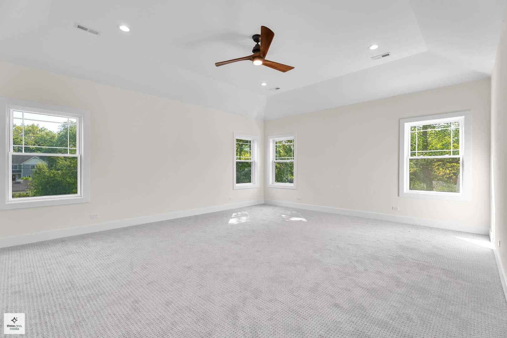 705 Glendale Road, Glenview, IL 60025