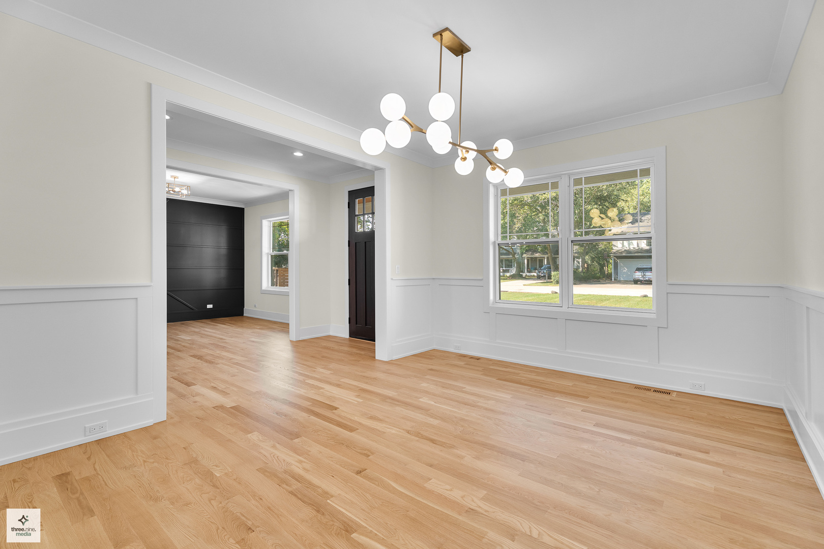 705 Glendale Road, Glenview, IL 60025