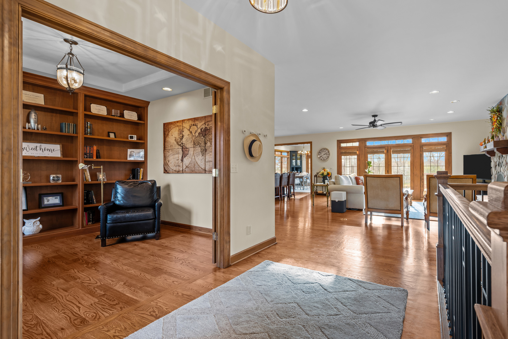 43W493 Thornapple Tree Road, Sugar Grove, IL 60554