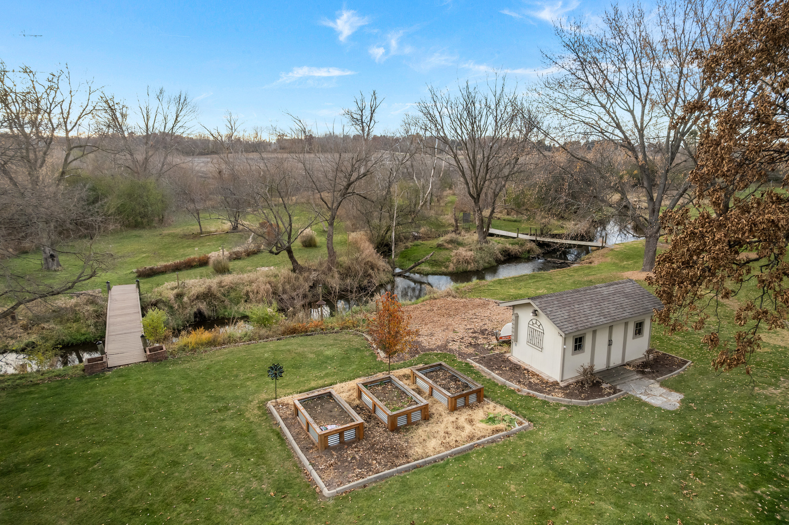 43W493 Thornapple Tree Road, Sugar Grove, IL 60554