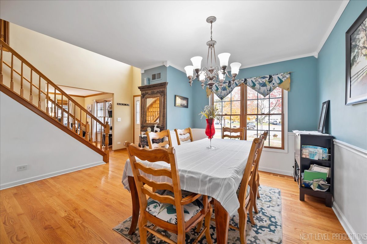 608 Spyglass Court, North Aurora, IL 60542