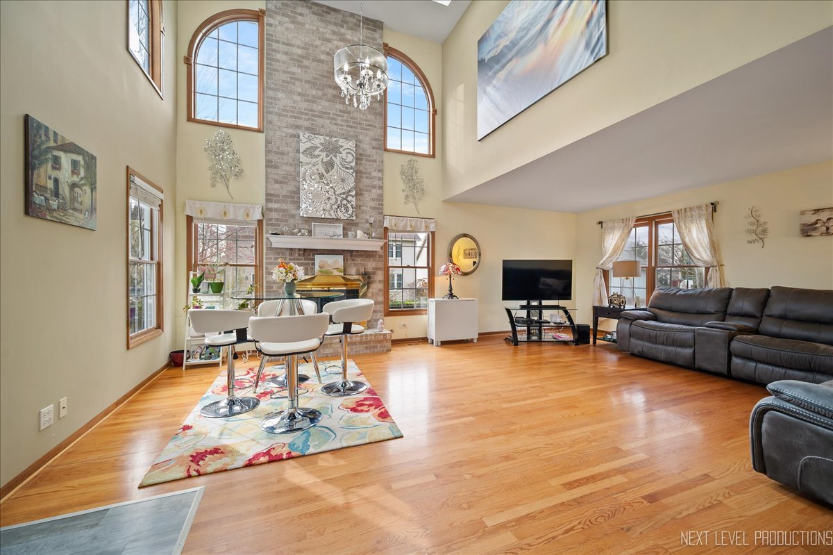 608 Spyglass Court, North Aurora, IL 60542