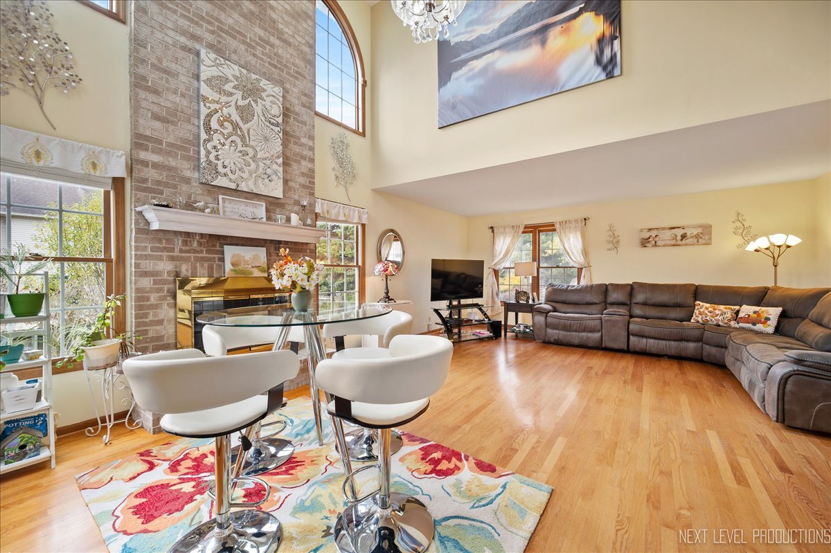 608 Spyglass Court, North Aurora, IL 60542