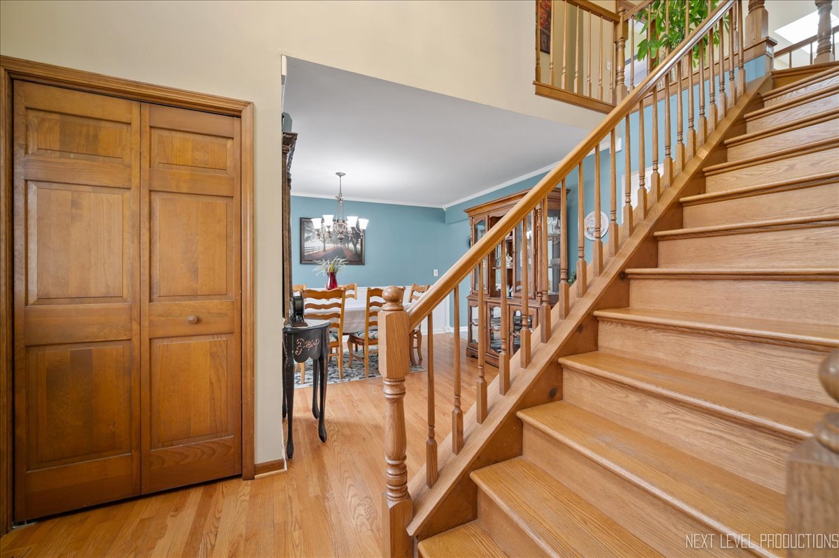 608 Spyglass Court, North Aurora, IL 60542