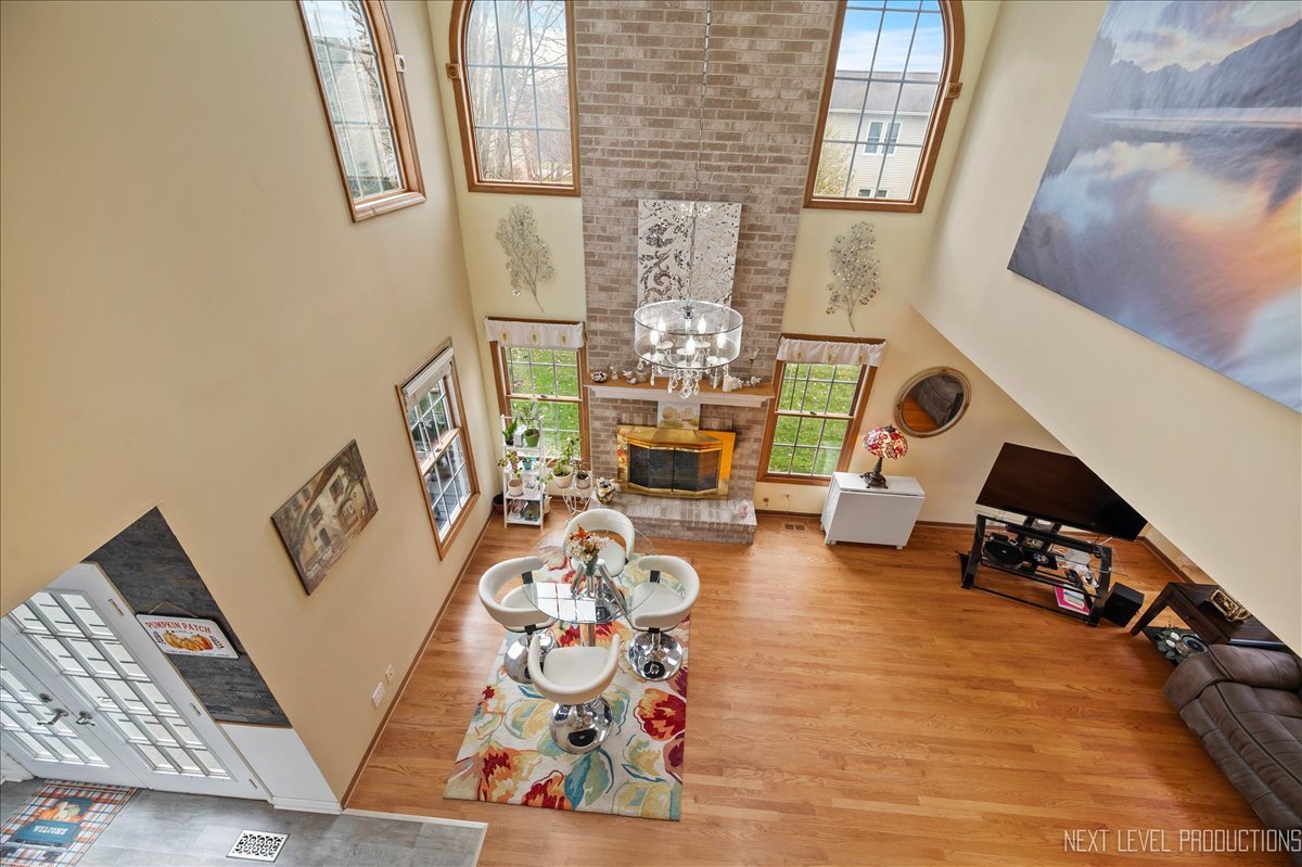 608 Spyglass Court, North Aurora, IL 60542