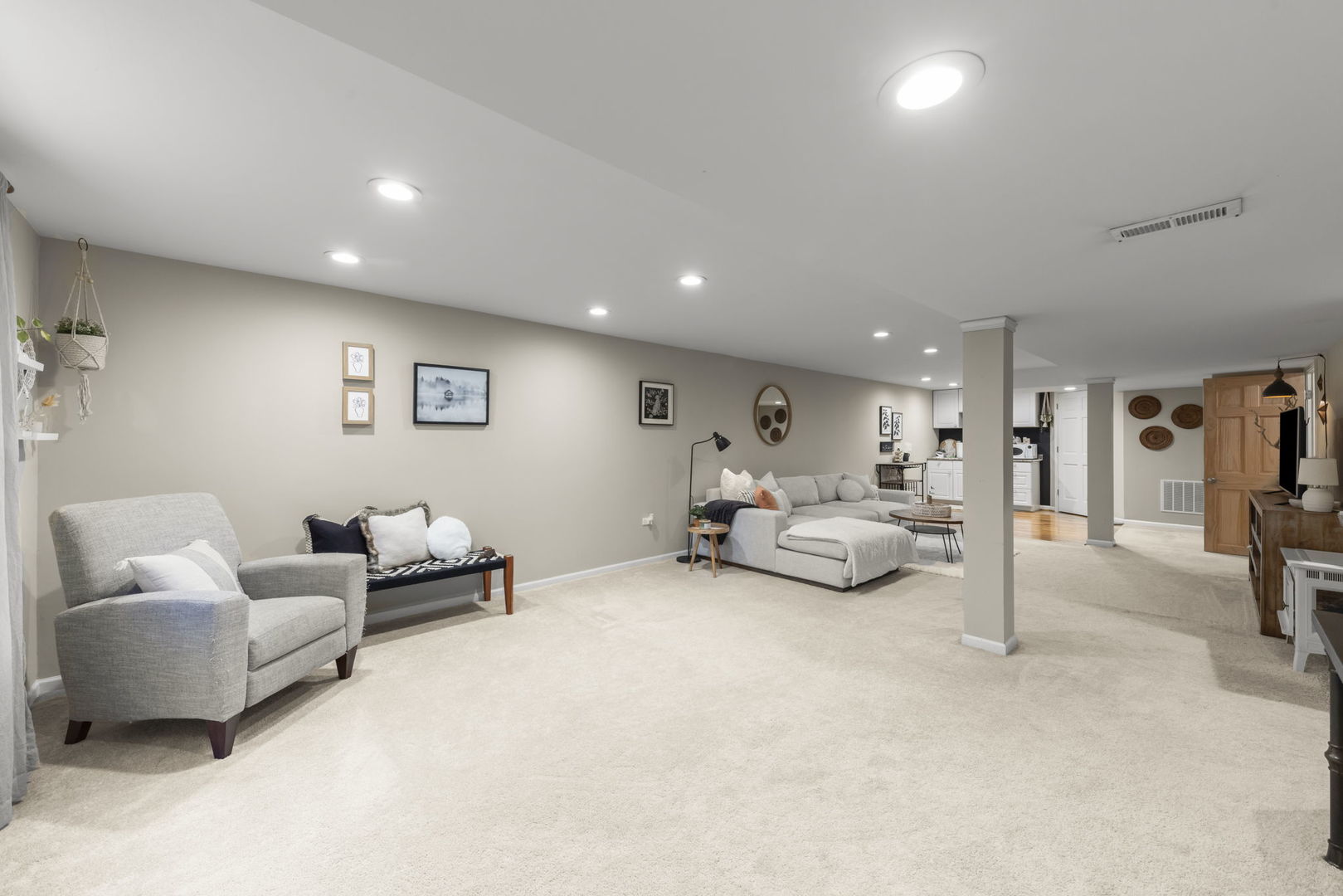 2305 Providence Way, Joliet, IL 60431