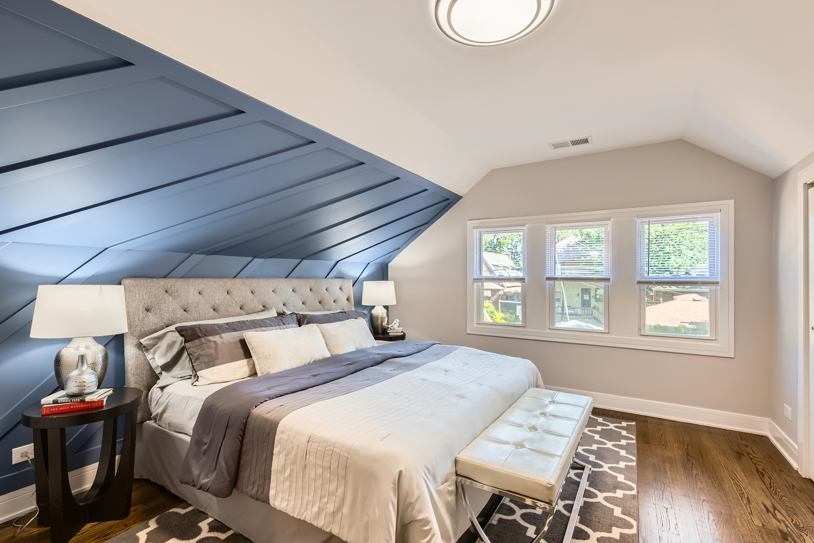 1726 W 106th Street, Chicago, IL 60643