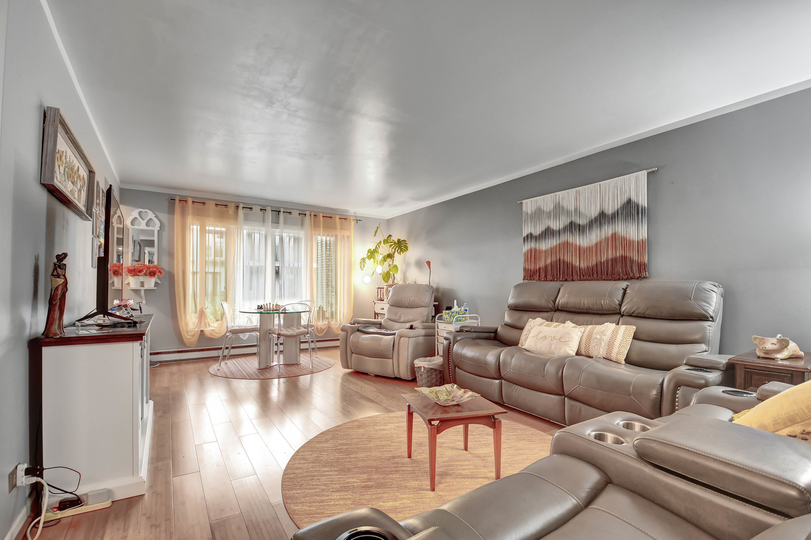 4119 W 98th Street #A, Oak Lawn, IL 60453